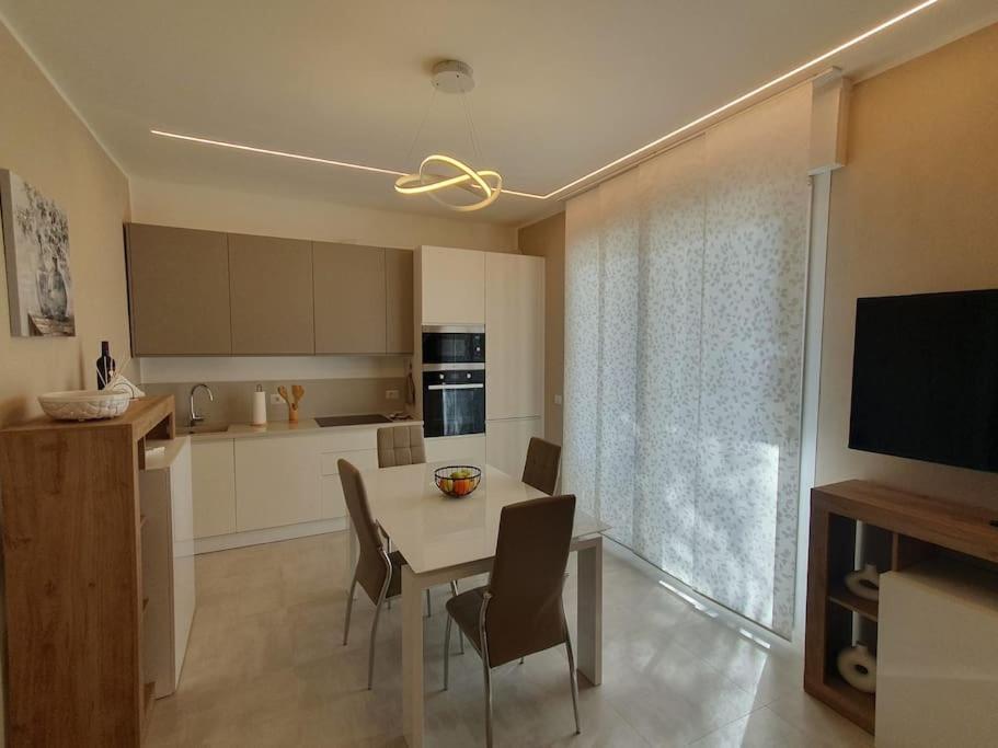 Lecci Al Mare Appartement San Vincenzo Buitenkant foto
